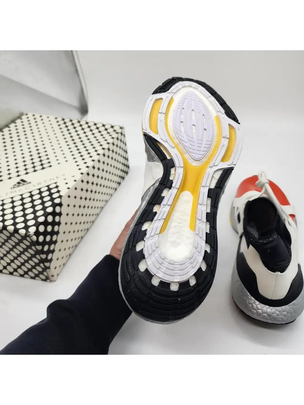NWB Adidas Stella McCartney UltraBOOST 21 Metallic Signal Orange White Black 9.5